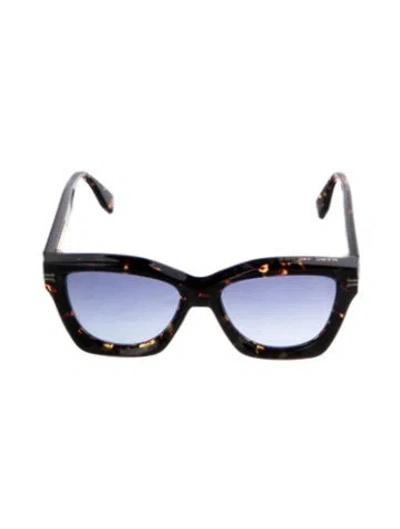 Pre-owned Marc Jacobs Cat-eye Gradient Sunglasses In Brown