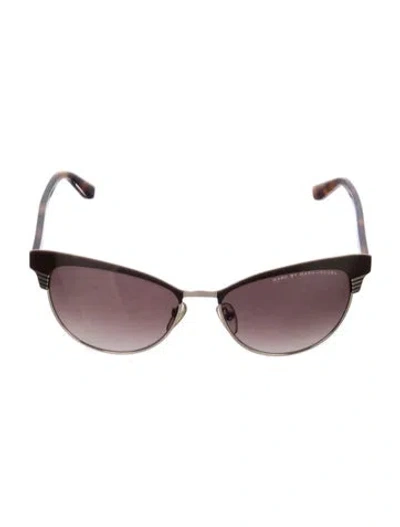 Pre-owned Marc Jacobs Cat-eye Gradient Sunglasses In Brown