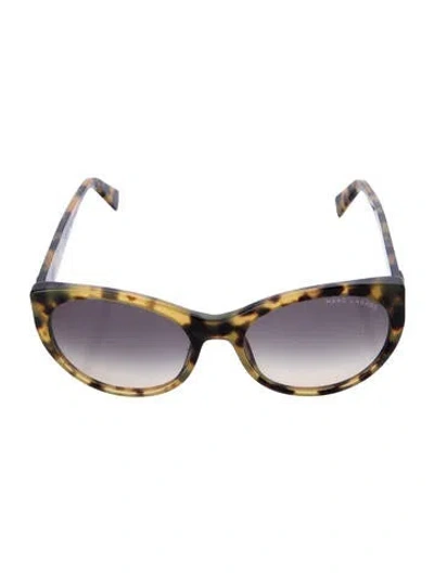 Pre-owned Marc Jacobs Cat-eye Gradient Sunglasses In Yellow