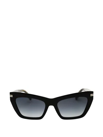 Marc Jacobs Cat-eye Sunglasses In Black