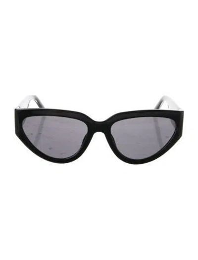 Pre-owned Marc Jacobs Cat-eye Tinted Sunglasses In Black