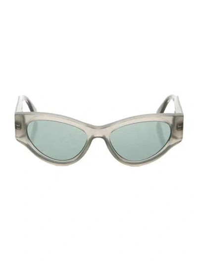 Pre-owned Marc Jacobs Cat-eye Tinted Sunglasses In Gray