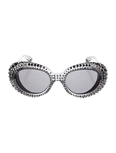 Pre-owned Marc Jacobs Cat-eye Tinted Sunglasses In Gray