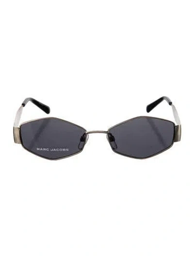 Pre-owned Marc Jacobs Cat-eye Tinted Sunglasses In Multi