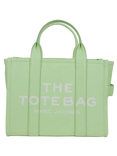 MARC JACOBS MARC JACOBS COMPACT GRAINY LEATHER TOTE WITH ENGRAVED LOGO