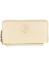 Marc Jacobs Continental Wallet With Logo In White