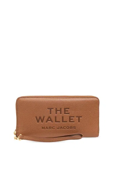 Marc Jacobs Continental Zipped Wallet In Brown