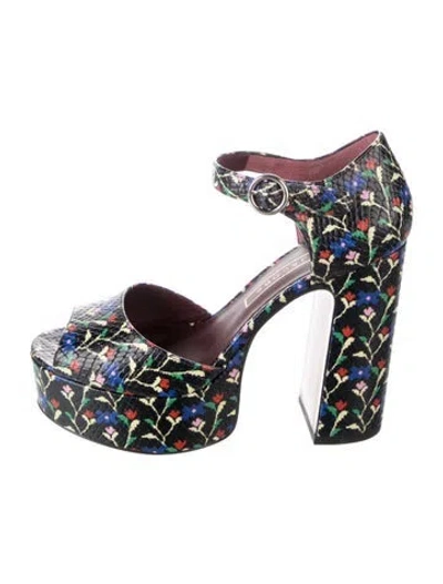 Pre-owned Marc Jacobs Embossed Leather Floral Print D'orsay Pumps In Black