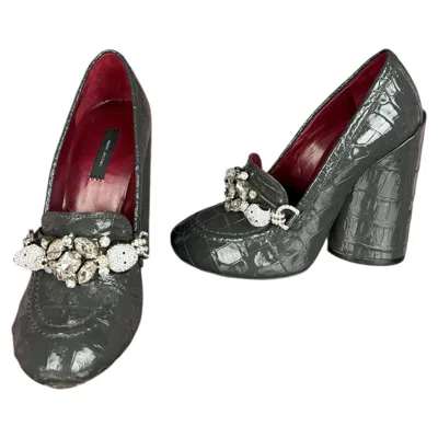 Pre-owned Marc Jacobs Fall 2015 Runway Grey Croc Embossed Patent Leather Crystal Heels In Gray