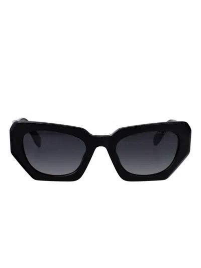 Marc Jacobs Geometric-logo Sunglasses In Black