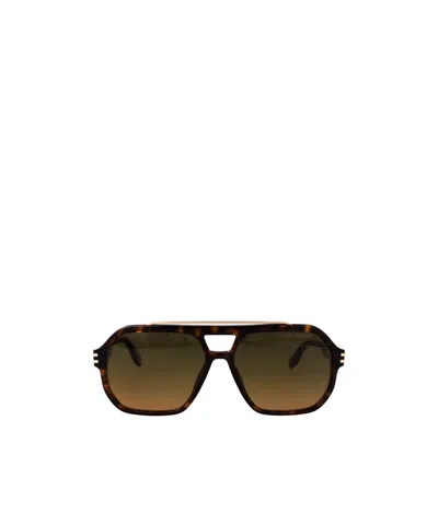 Marc Jacobs Geometric Sunglasses In Black