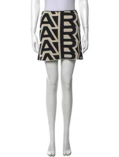 Pre-owned Marc Jacobs Graphic Print Mini Skirt In Black