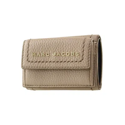 Pre-owned Marc Jacobs Groove Mini Trifold Wallet 'greige' | Grey | Men's Size Onesize In Gray