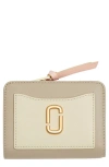 Marc Jacobs Compact Wallet The Utility Snapshot Mini Accessories In Khaki Multi