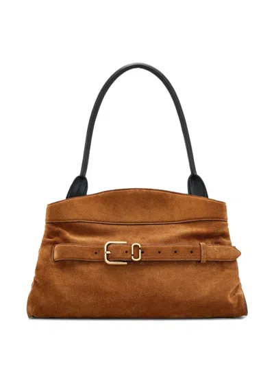 MARC JACOBS MARC JACOBS LA TRADUZIONE DEL TESTO "THE SUEDE DAKOTA SATCHEL" DALL'INGLESE (EN) ALL'ITALIANO (IT) È