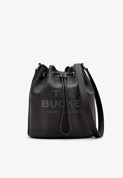 Marc Jacobs Large Grained Leather Bucket Bag In Black