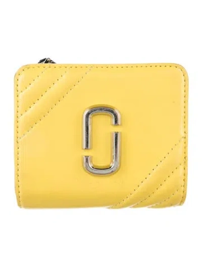 Pre-owned Marc Jacobs Leather Bifold Wallet In Yellow
