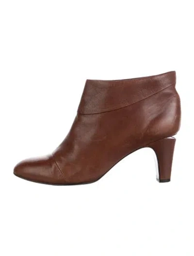 Pre-owned Marc Jacobs Leather Boots In Brown