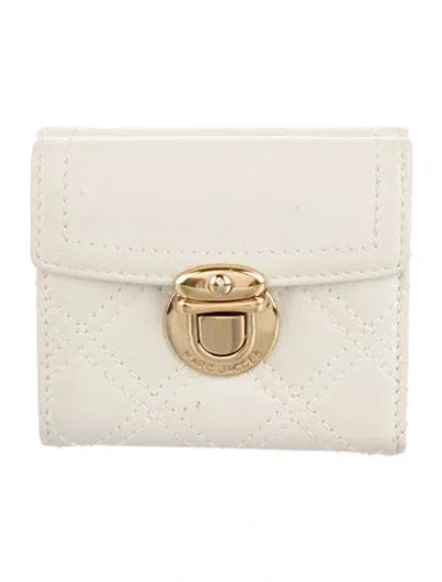 Pre-owned Marc Jacobs Leather Compact Wallet In Neutral
