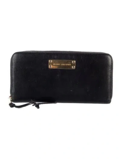 Pre-owned Marc Jacobs Leather Continental Wallet In Black