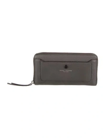 Pre-owned Marc Jacobs Leather Continental Wallet In Brown