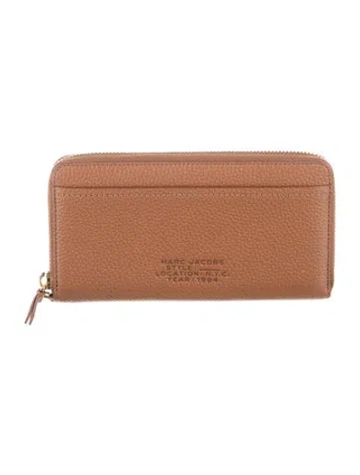 Pre-owned Marc Jacobs Leather Continental Wallet In Brown