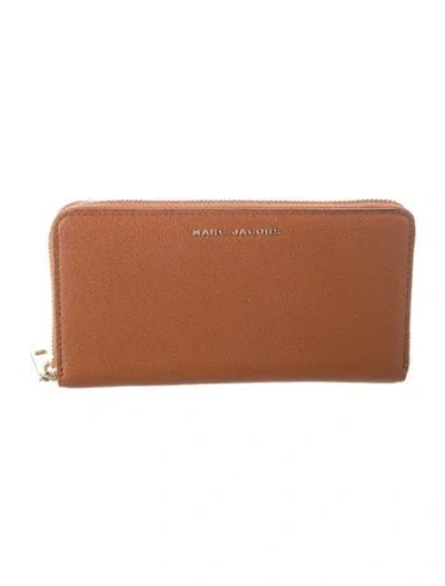 Pre-owned Marc Jacobs Leather Continental Wallet In Brown
