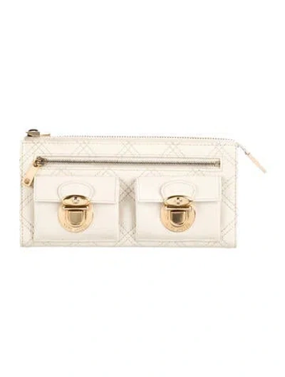 Pre-owned Marc Jacobs Leather Continental Wallet In Neutral