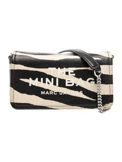 Pre-owned Marc Jacobs Leather Crossbody Bag In Black