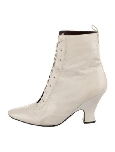 Pre-owned Marc Jacobs Leather Lace-up Boots In Neutrals
