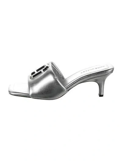 Pre-owned Marc Jacobs Leather Slides In Metallic/silver