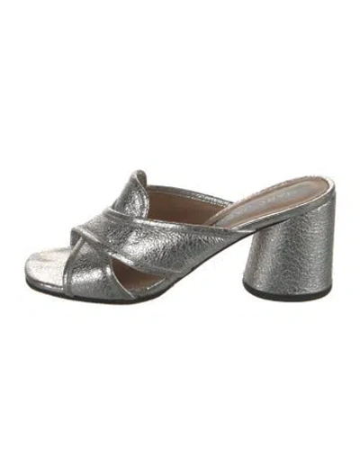 Pre-owned Marc Jacobs Leather Slides In Silver