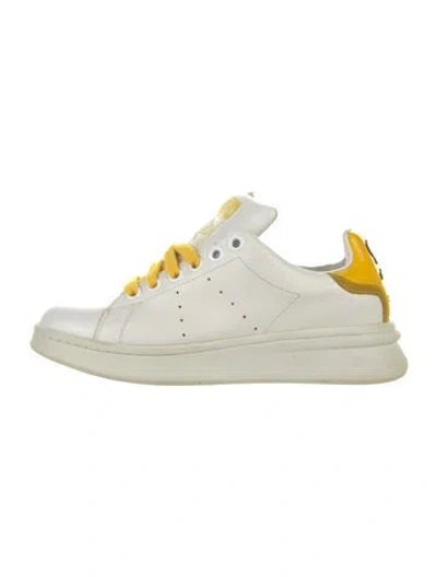 Pre-owned Marc Jacobs Leather Sneakers In White