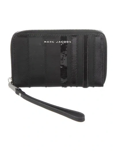 Pre-owned Marc Jacobs Leather Wristlet In Black