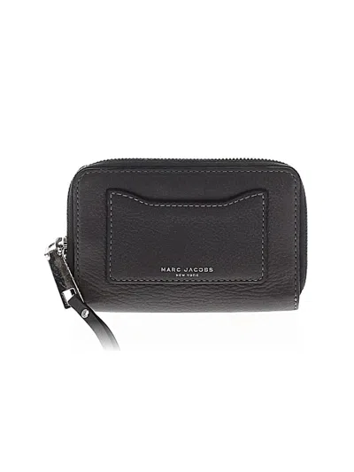 Pre-owned Marc Jacobs Leather Wristlet In Gray