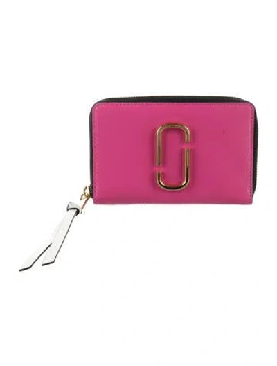 Pre-owned Marc Jacobs Leather Wristlet In Pink