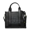 Marc Jacobs Logo Embossed Shoulder Bag In Black