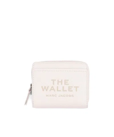 MARC JACOBS MARC JACOBS LOGO PRINTED ZIPPED MINI COMPACT WALLET
