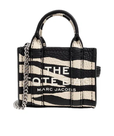 Marc Jacobs Logo Shoulder Bag In Black