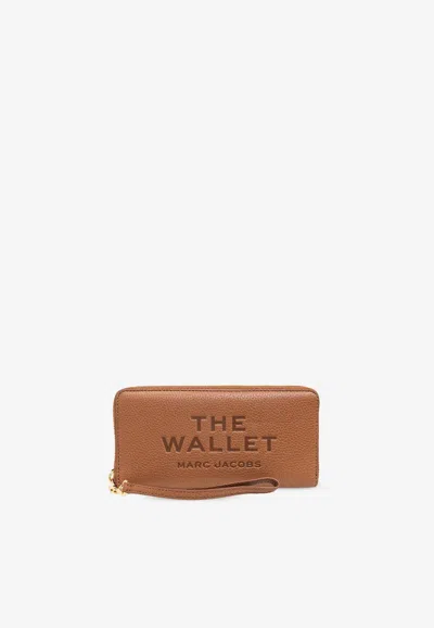 Marc Jacobs Logo-patched Leather Wallet In Brown