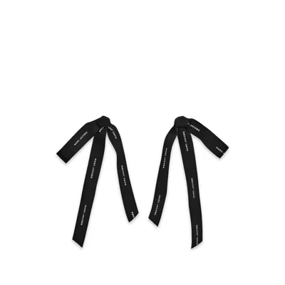 Marc Jacobs Logo-print Grosgrain Ribbon Clip-on Earrings In Black