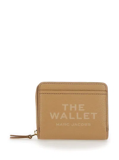 Marc Jacobs 'mini Compact' Beige Wallet With Embossed Logo In Hammered Leather Woman