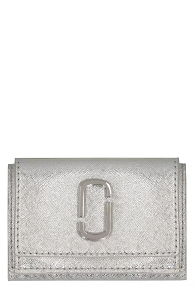 Marc Jacobs Women's Mini Snapshot Leather Wallet In Silver