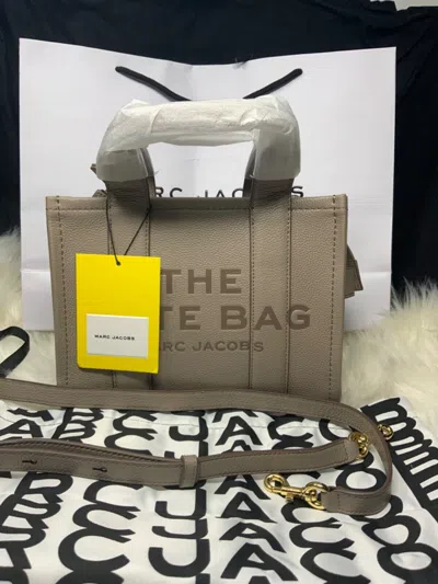 Pre-owned Marc Jacobs Mini Tote Crossbody/ 100% Leather The Tote This Season In Cement In Black
