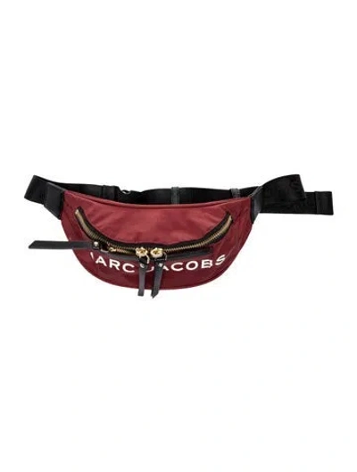 Pre-owned Marc Jacobs Nylon Belt Bag In Red