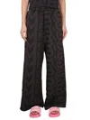 Marc Jacobs Monogram Printed Oversized Sweatpants In Black