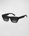 Marc Jacobs Oversized Logo Plastic Cat-eye Sunglasses In Black