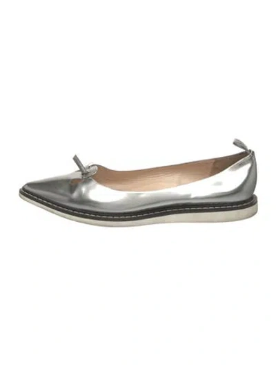 Pre-owned Marc Jacobs Patent Leather Bow Accents Ballet Flats In White