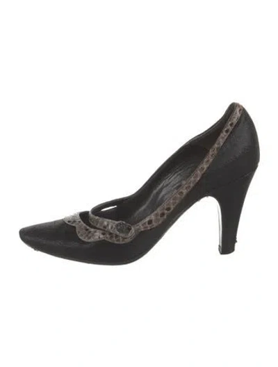Pre-owned Marc Jacobs Patterned Glitter Accents Pumps In Black