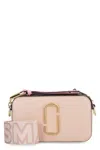 MARC JACOBS PINK LEATHER CAMERA HANDBAG WITH ADJUSTABLE STRAP AND GOLD-TONE HARDWARE